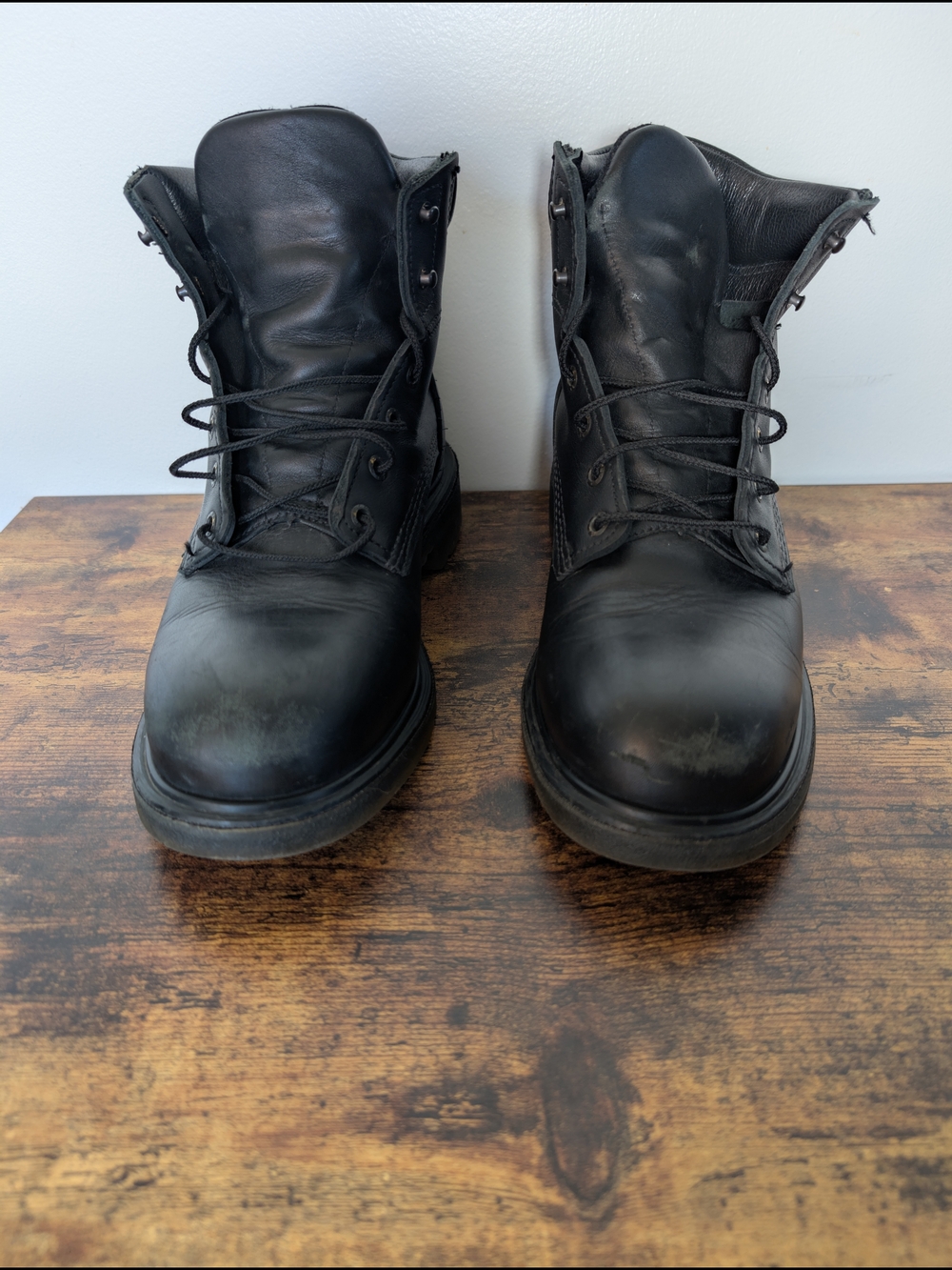 Red Wing Work Boots 10.5D Black Leather 607 Small Crack On Top Of Soles See Pics